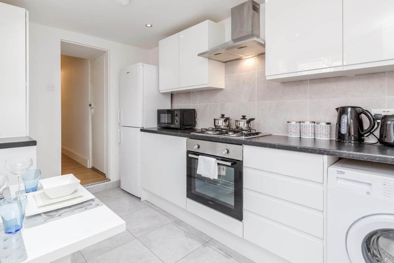 2 Bedrooms Serviced Apartment Excel Exhibition Centre, O2 Arena, Stratford Olympic City, Forest Gate, Central London Exteriör bild
